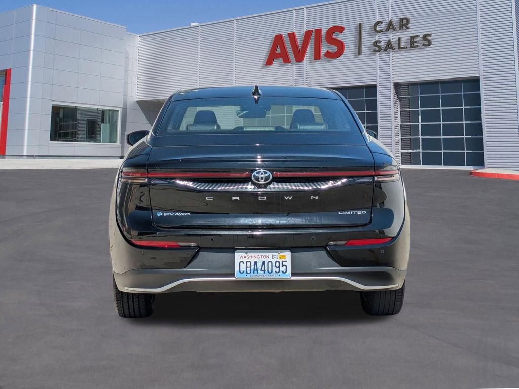 Used 2024 Toyota Crown AWD/4WD image 7