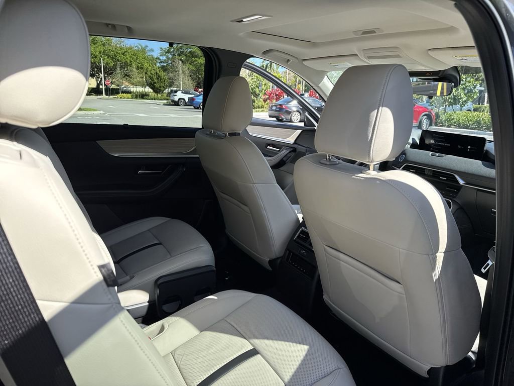 Certified 2025 MAZDA CX-90 3.3 Turbo w/ Preferred Package image 34