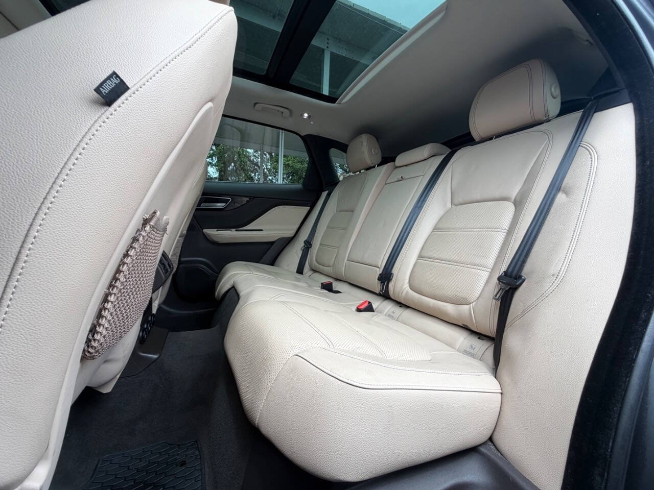 Used 2018 Jaguar F-PACE Prestige AWD/4WD image 15