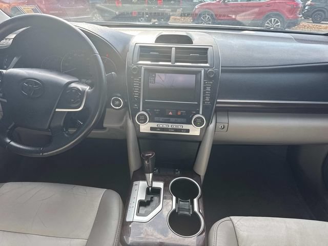 Used 2012 Toyota Camry XLE FWD image 19
