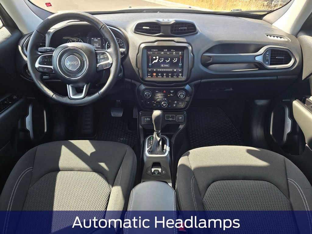 Used 2023 Jeep Renegade Latitude w/ Sun/Sound Group AWD/4WD image 10