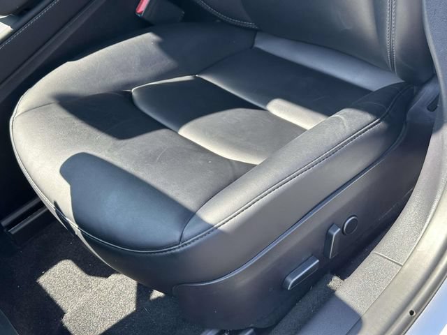 Used 2023 Tesla Model 3 Standard Range RWD image 15