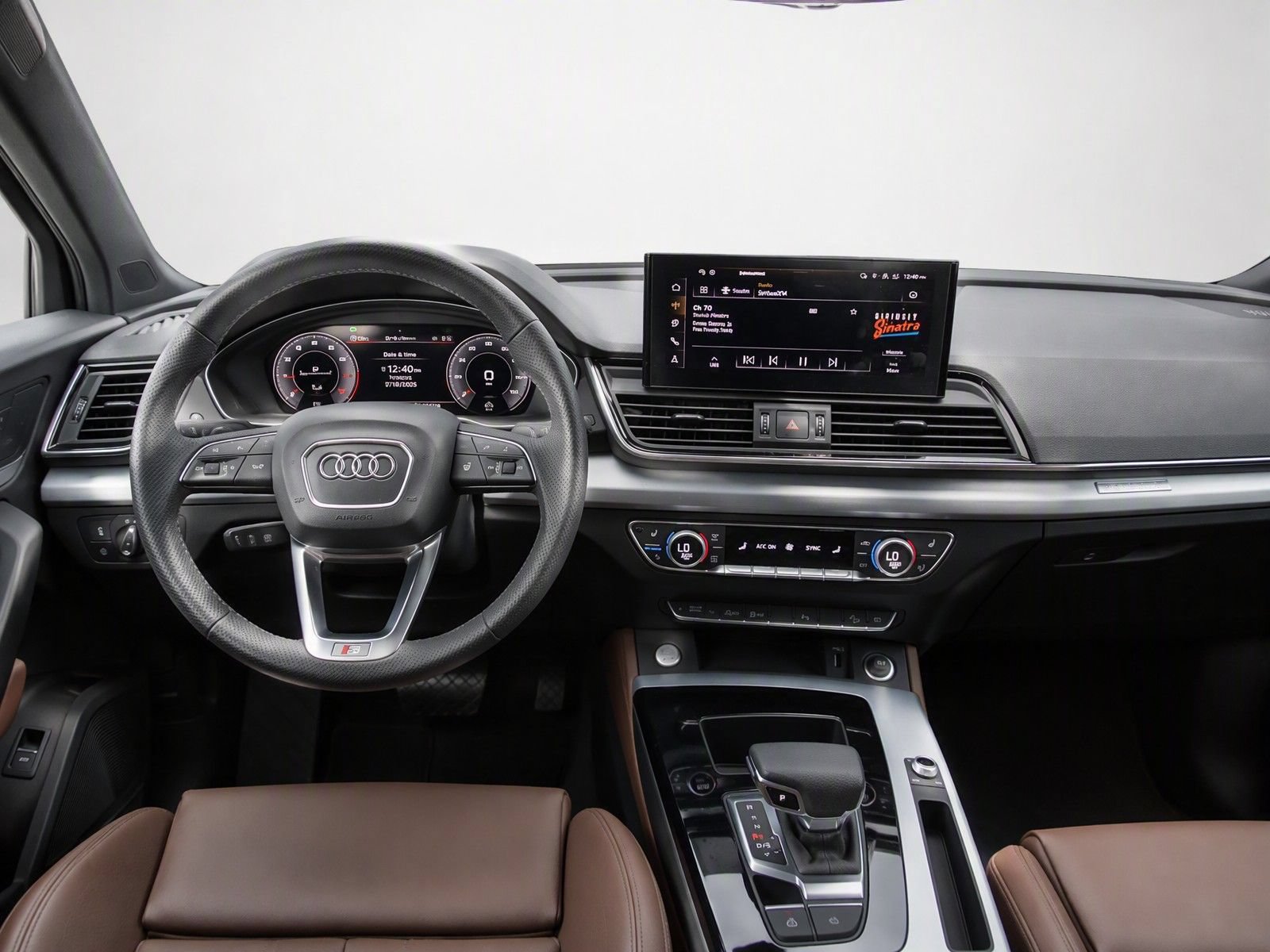 Certified 2025 Audi Q5 2.0T Premium Plus w/ Premium Plus Package AWD/4WD image 24