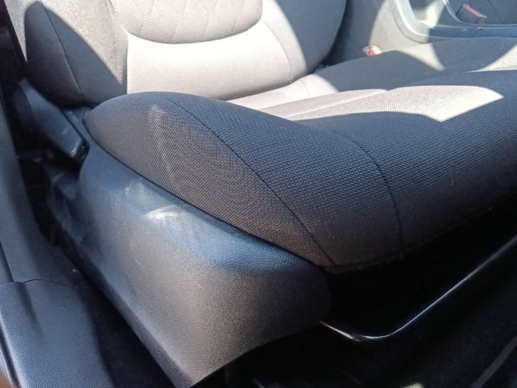 Used 2023 Toyota Corolla Cross LE FWD image 32