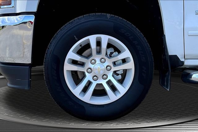 Used 2018 Chevrolet Silverado 1500 LT w/ All Star Edition AWD/4WD image 35