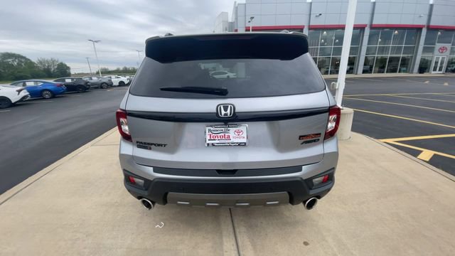 Used 2025 Honda Passport TrailSport image 9