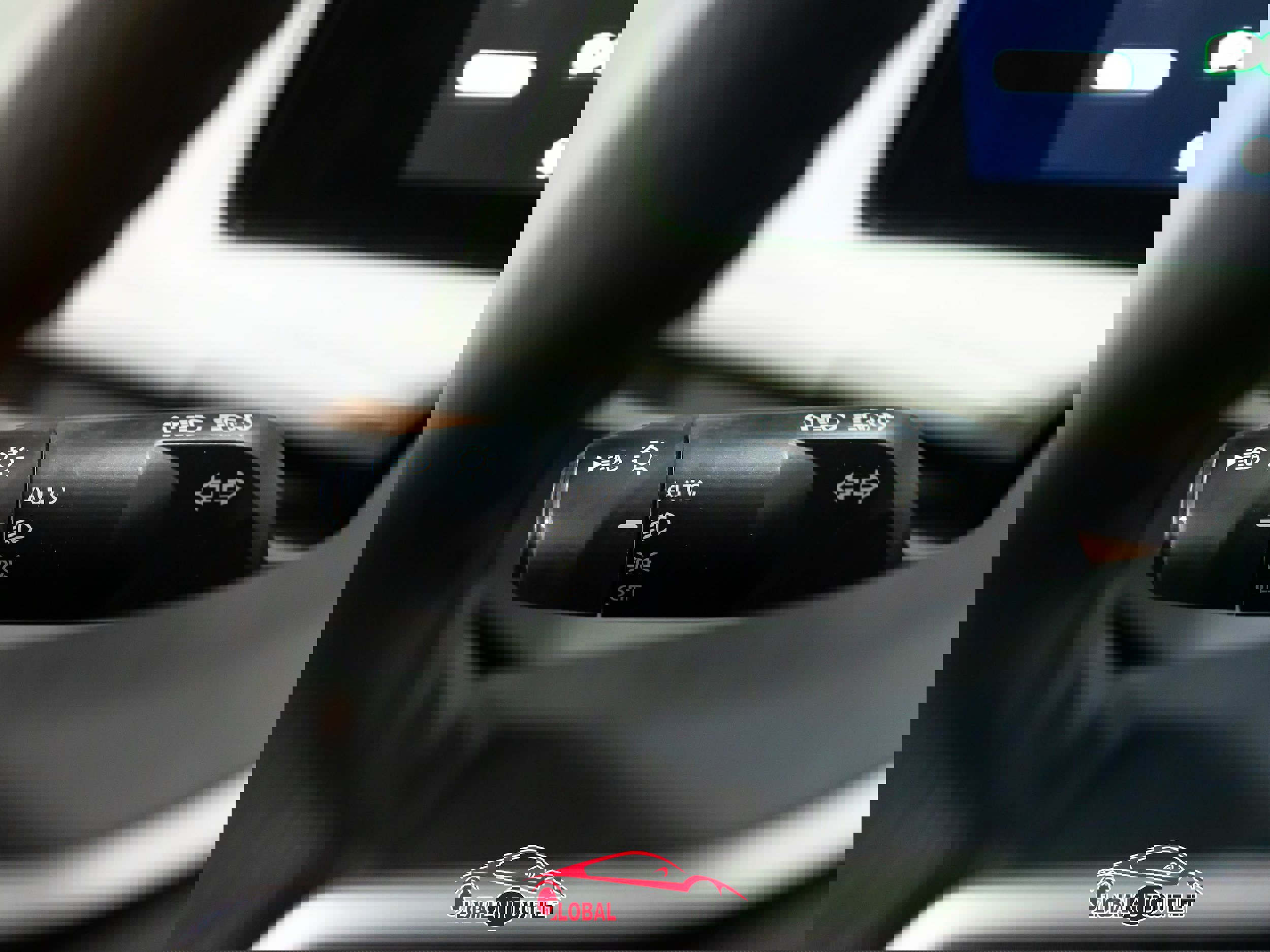 Used 2023 Nissan Ariya FWD image 28