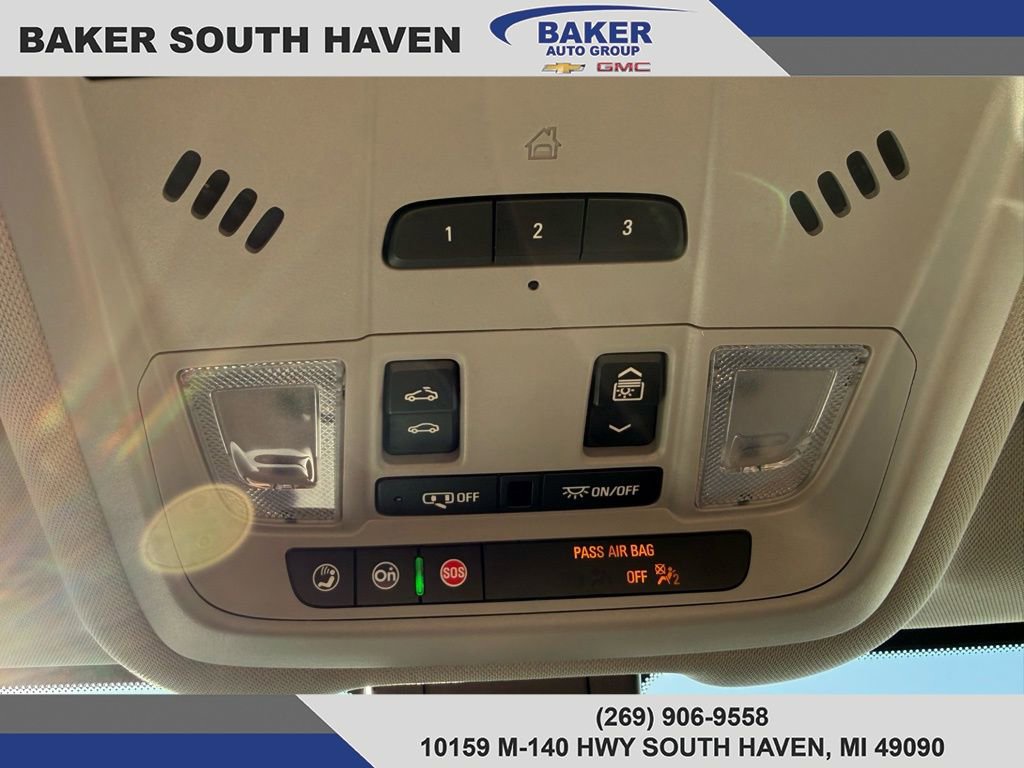 Used 2022 GMC Terrain AT4 w/ LPO, Floor Liner Package image 31