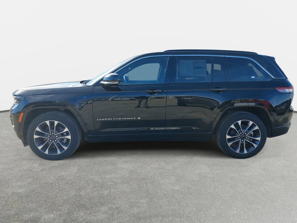 New 2024 Jeep Grand Cherokee Overland w/ Luxury Tech Group IV AWD/4WD image 8