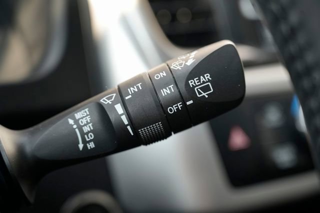 Used 2017 Toyota Highlander Limited image 47