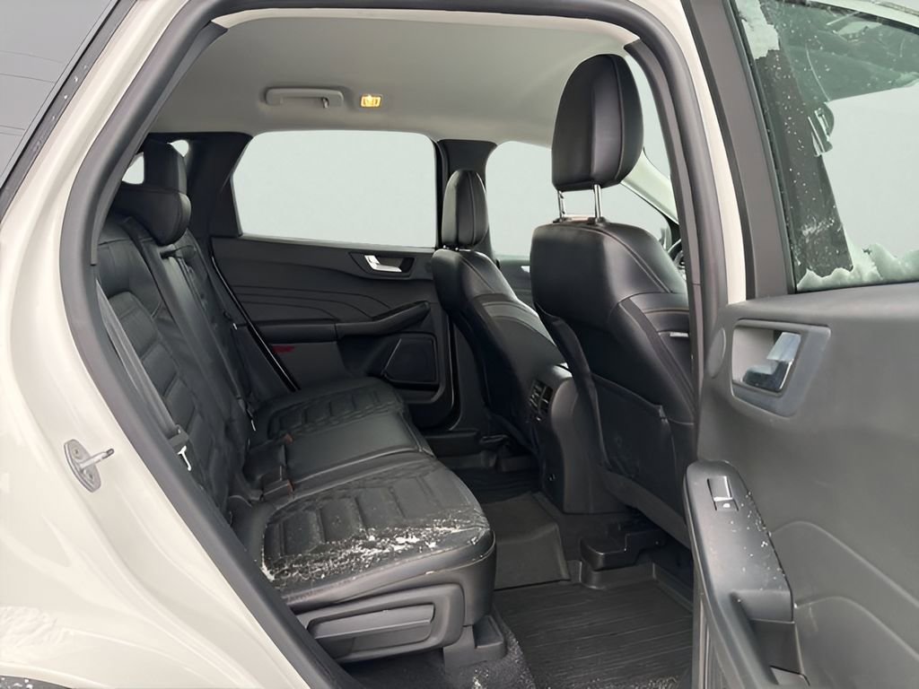 Used 2023 Ford Escape Platinum w/ Premium Technology Package image 13