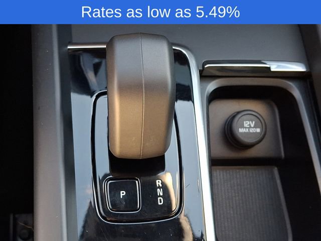 Certified 2023 Volvo XC60 B5 Core w/ Climate Package image 18