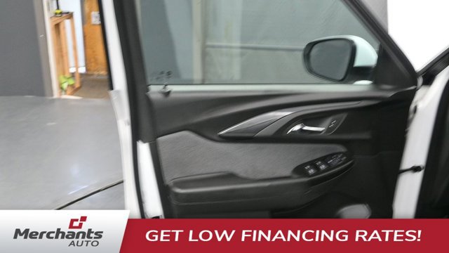 Used 2023 Chevrolet TrailBlazer LT w/ Convenience Package FWD image 10