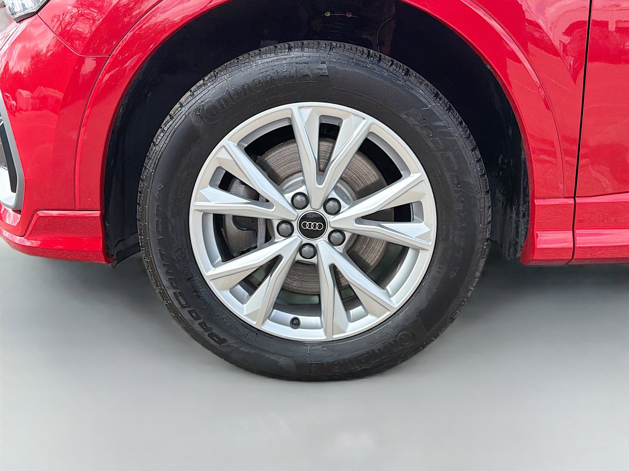 Used 2025 Audi Q3 2.0T Premium image 42