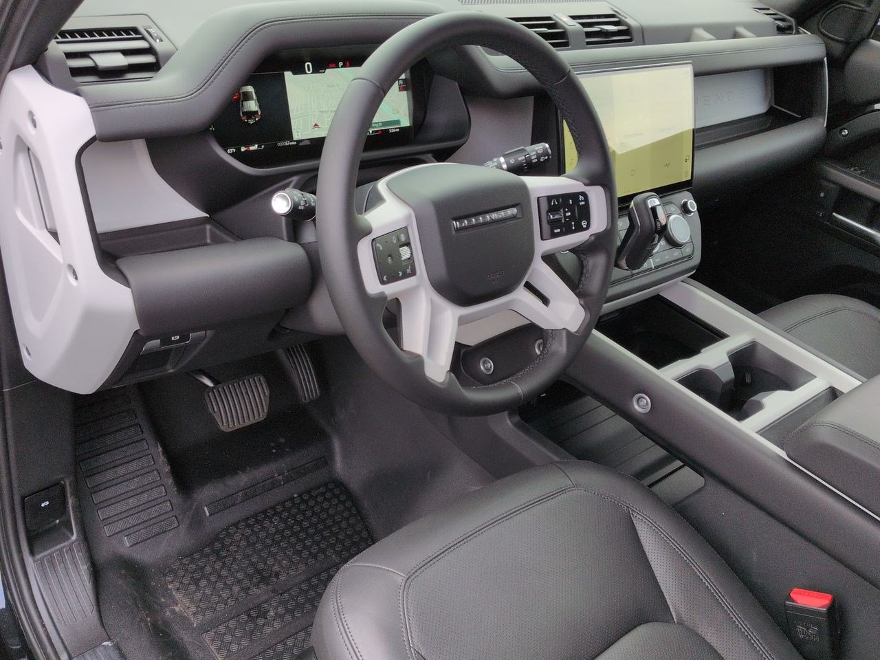 New 2026 Land Rover Defender 110 X-Dynamic SE AWD/4WD image 9