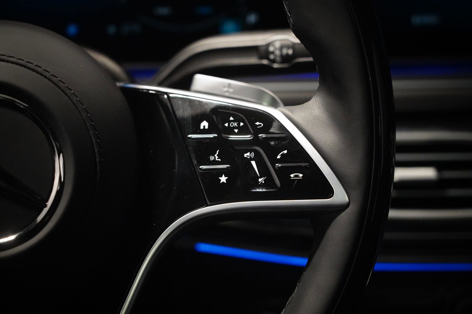 New 2026 Mercedes-Benz Maybach GLS 600 4MATIC image 21