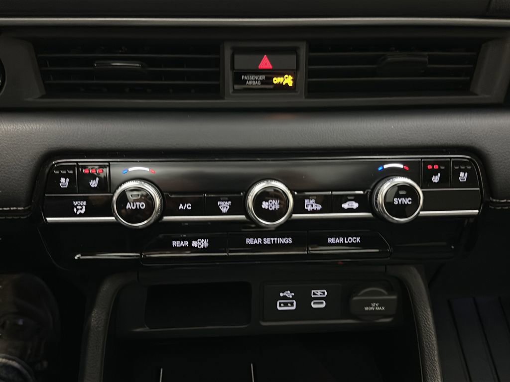 Certified 2025 Honda Pilot Elite image 38