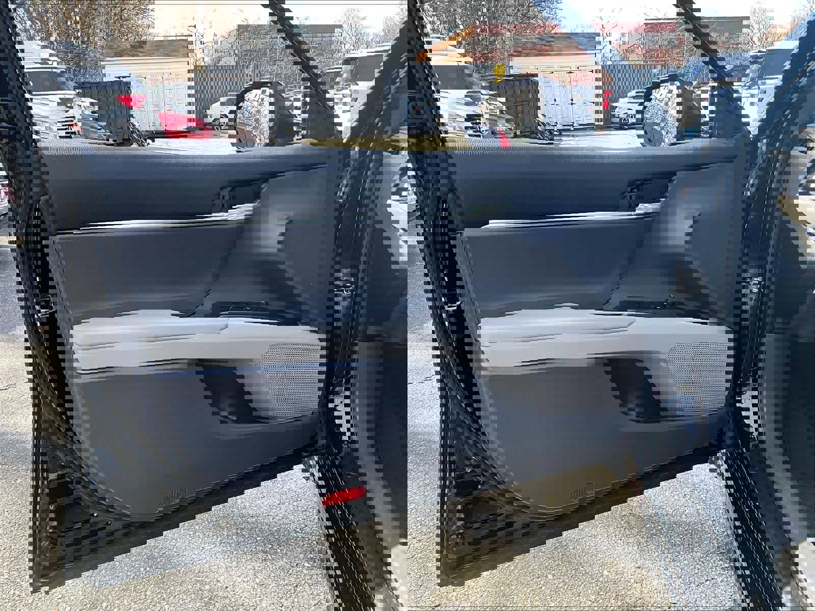 Used 2022 Toyota Camry SE AWD/4WD image 9