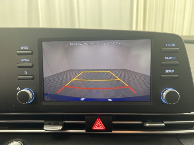 Used 2023 Hyundai Elantra SEL image 21