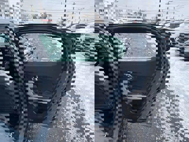 Used 2022 Polestar Polestar 2 w/ Pilot Package image 31