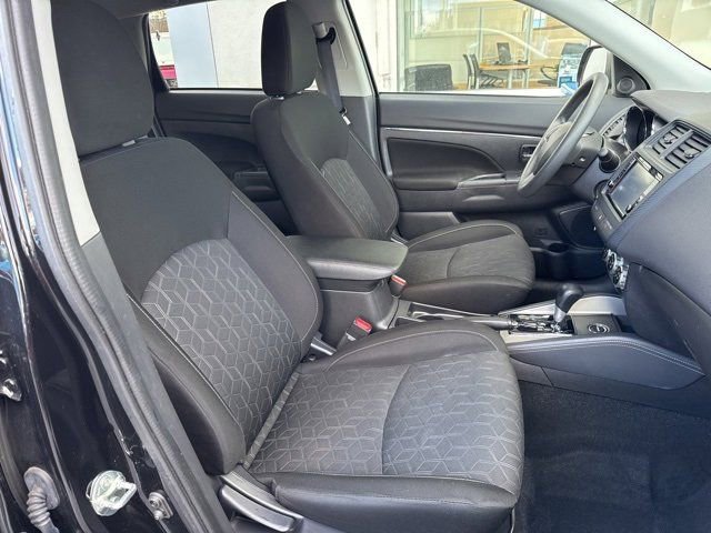 Used 2024 Mitsubishi Outlander Sport SE AWD/4WD image 7