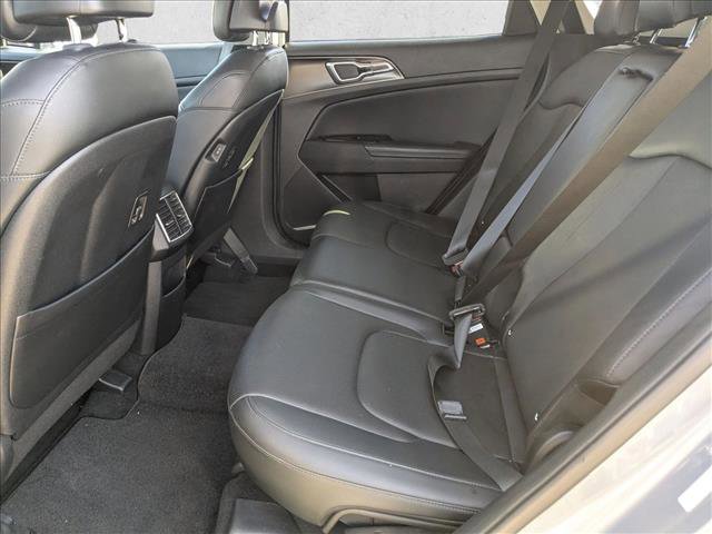 Used 2023 Kia Sportage EX image 19