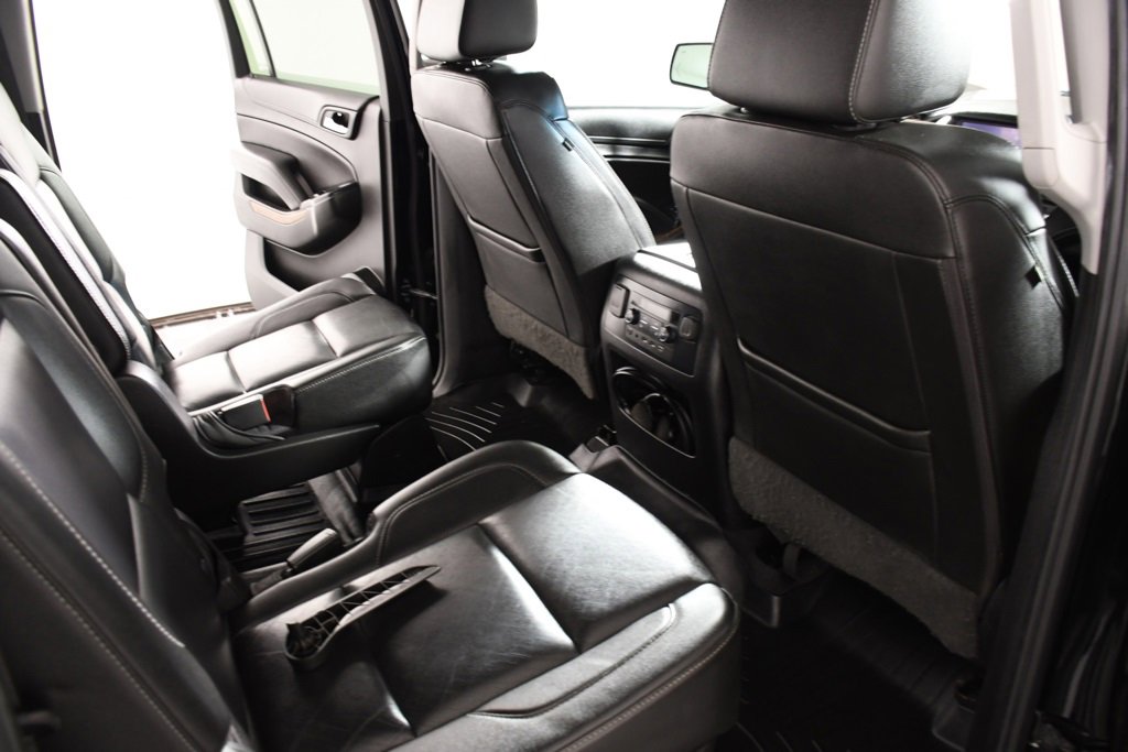 Used 2019 Chevrolet Suburban Premier image 22