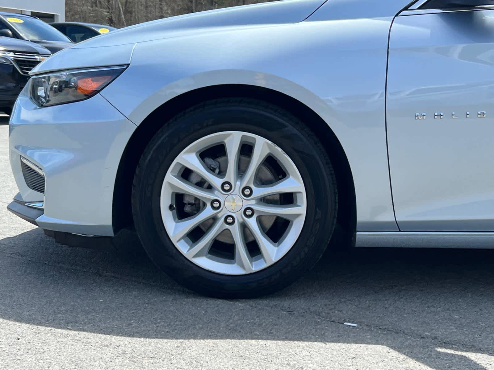 Certified 2017 Chevrolet Malibu LT FWD image 11