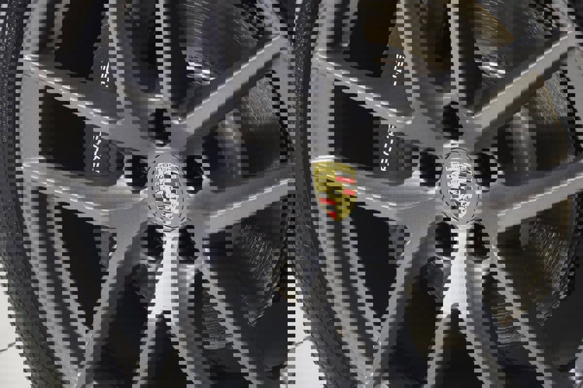 Used 2025 Porsche Macan image 18