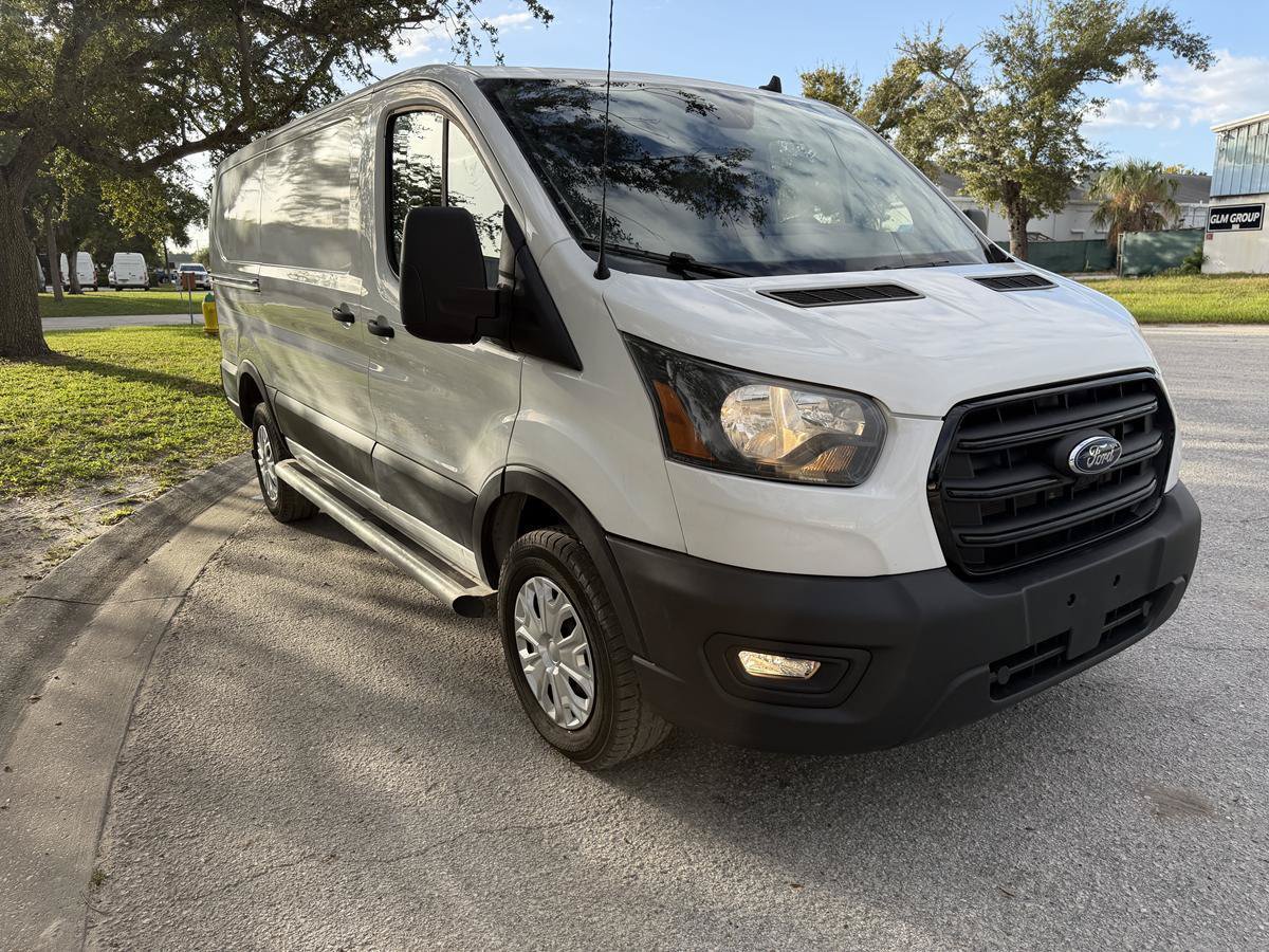 Used 2024 Ford Transit 250 Low Roof w/ Exterior Upgrade Package RWD image 2