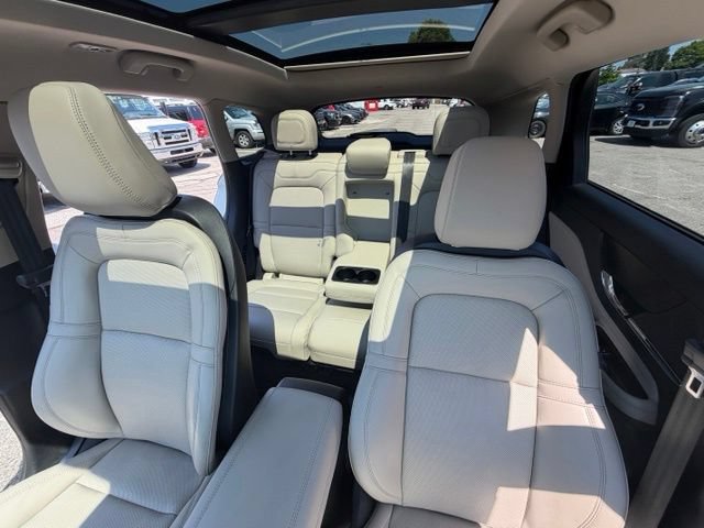 Certified 2026 Lincoln Corsair Premiere AWD/4WD image 23