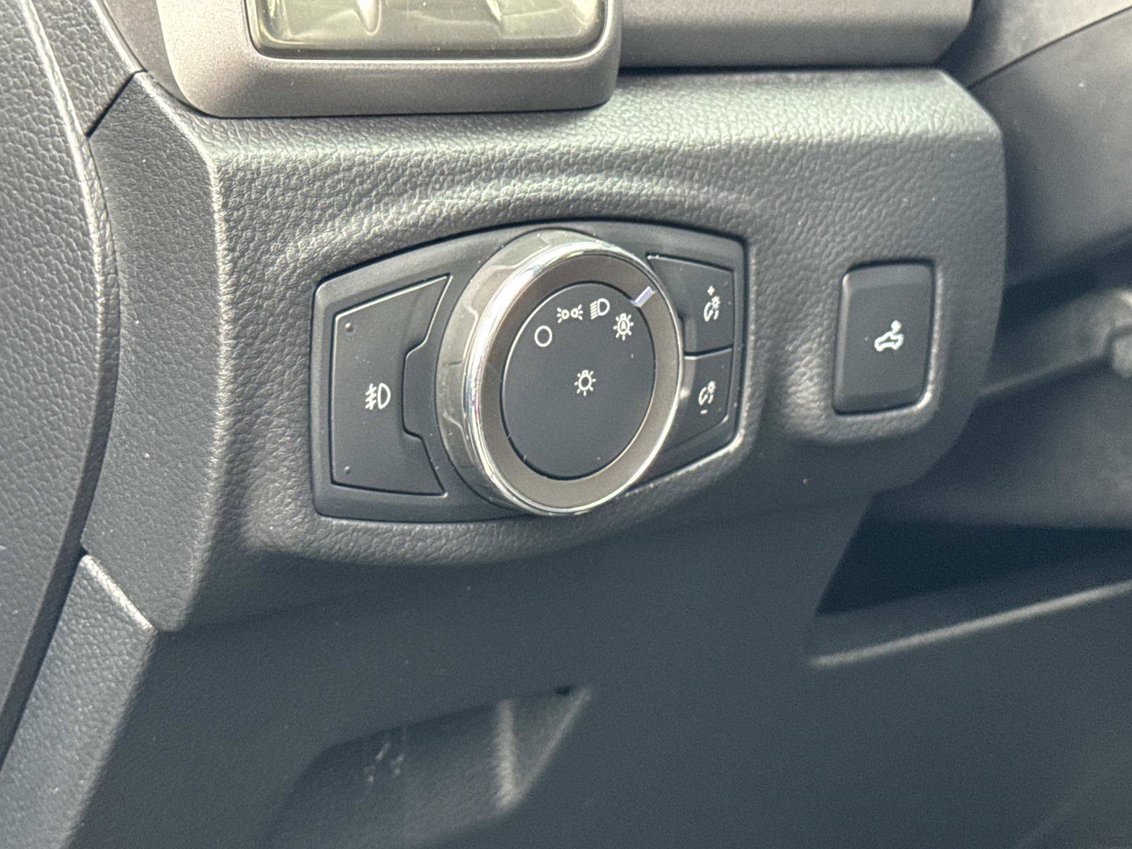 Used 2020 Ford Ranger XLT w/ Equipment Group 301A Mid image 11