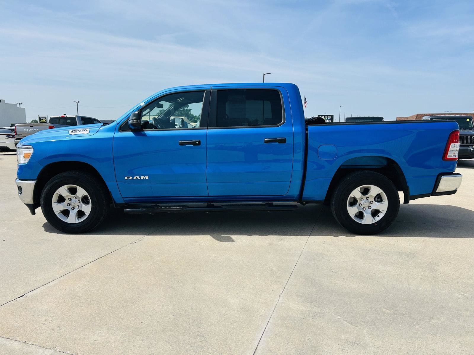 Used 2023 RAM 1500 Big Horn AWD/4WD image 32