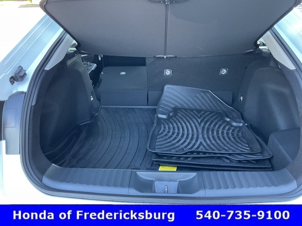 Used 2026 Toyota Prius LE FWD image 22