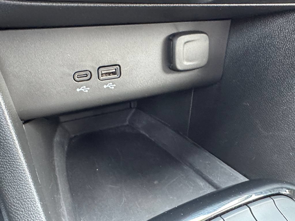 Used 2026 Buick Encore GX Preferred AWD/4WD image 28