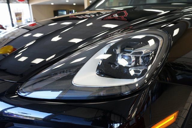 Used 2020 Porsche Cayenne image 22