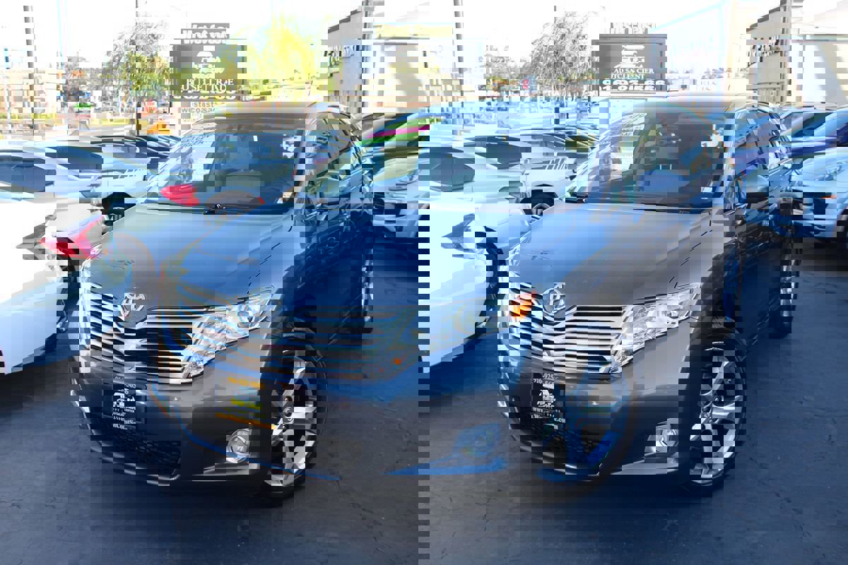 Used 2009 Toyota Venza image 38