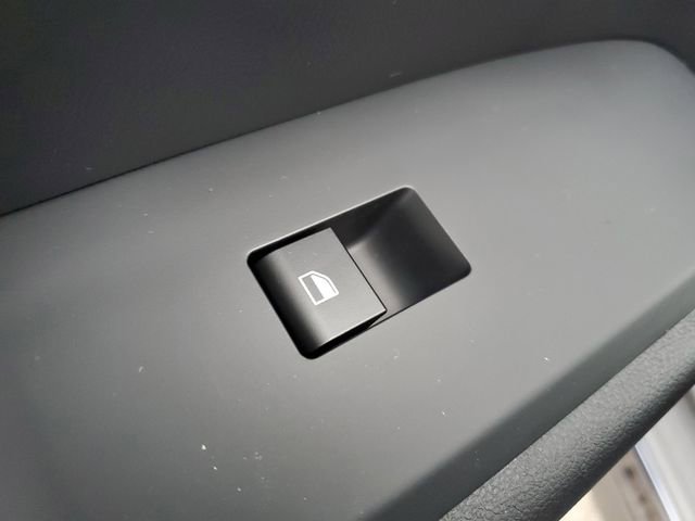 New 2026 Hyundai Tucson Blue SE image 13