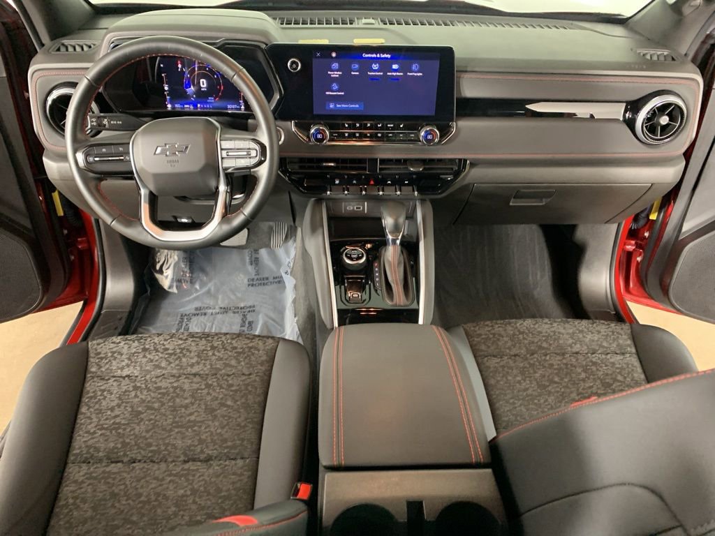 Used 2023 Chevrolet Colorado Z71 w/ Z71 Convenience Package 2 image 31