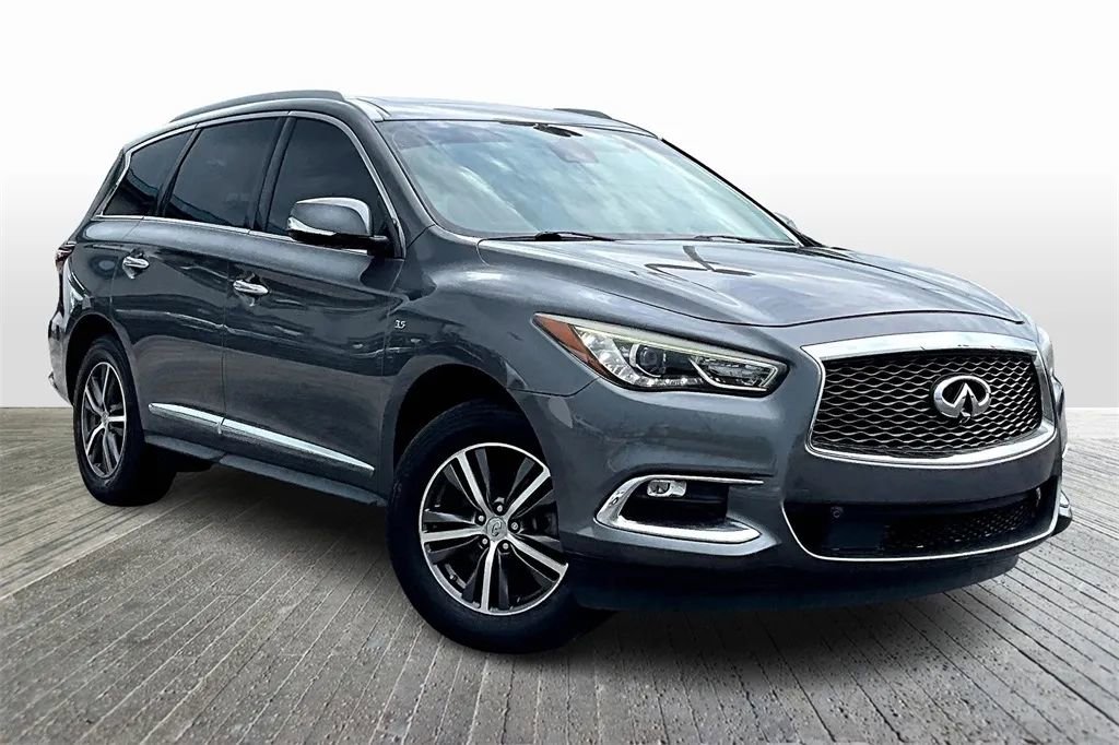 Used 2019 INFINITI QX60 Luxe w/ Essential Package image 3