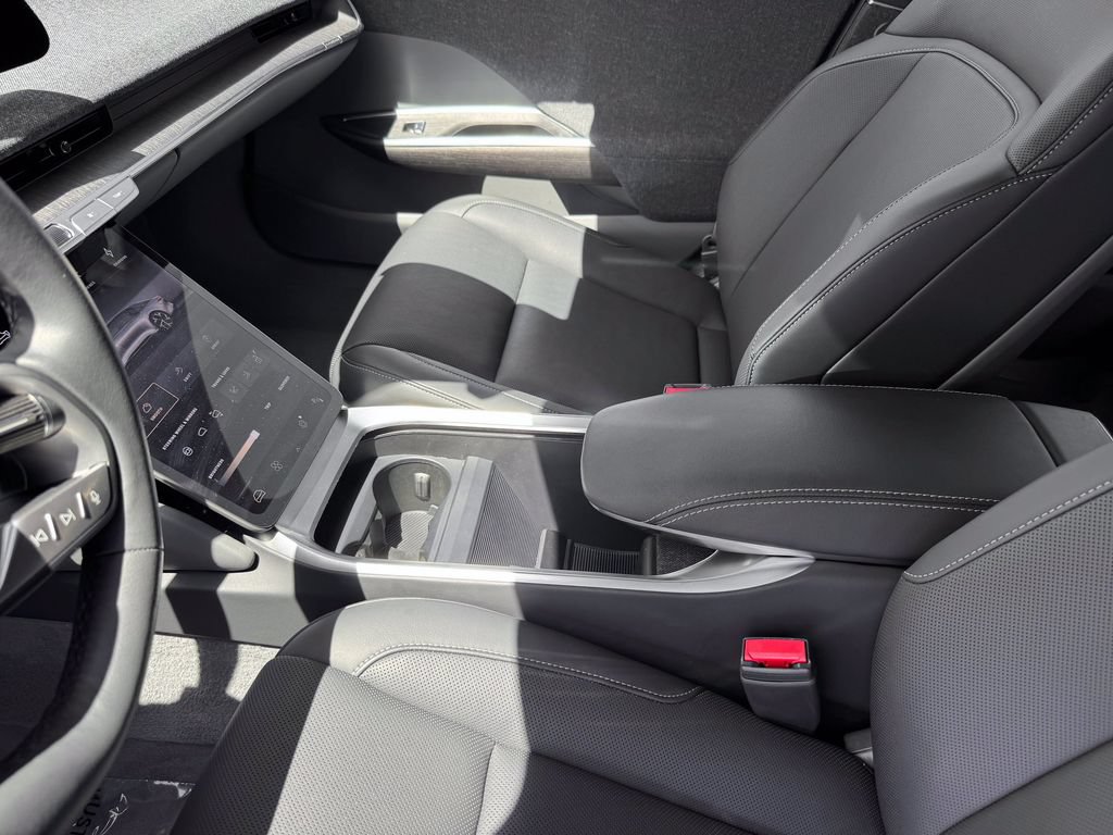Used 2024 Lucid Air Touring AWD/4WD image 25