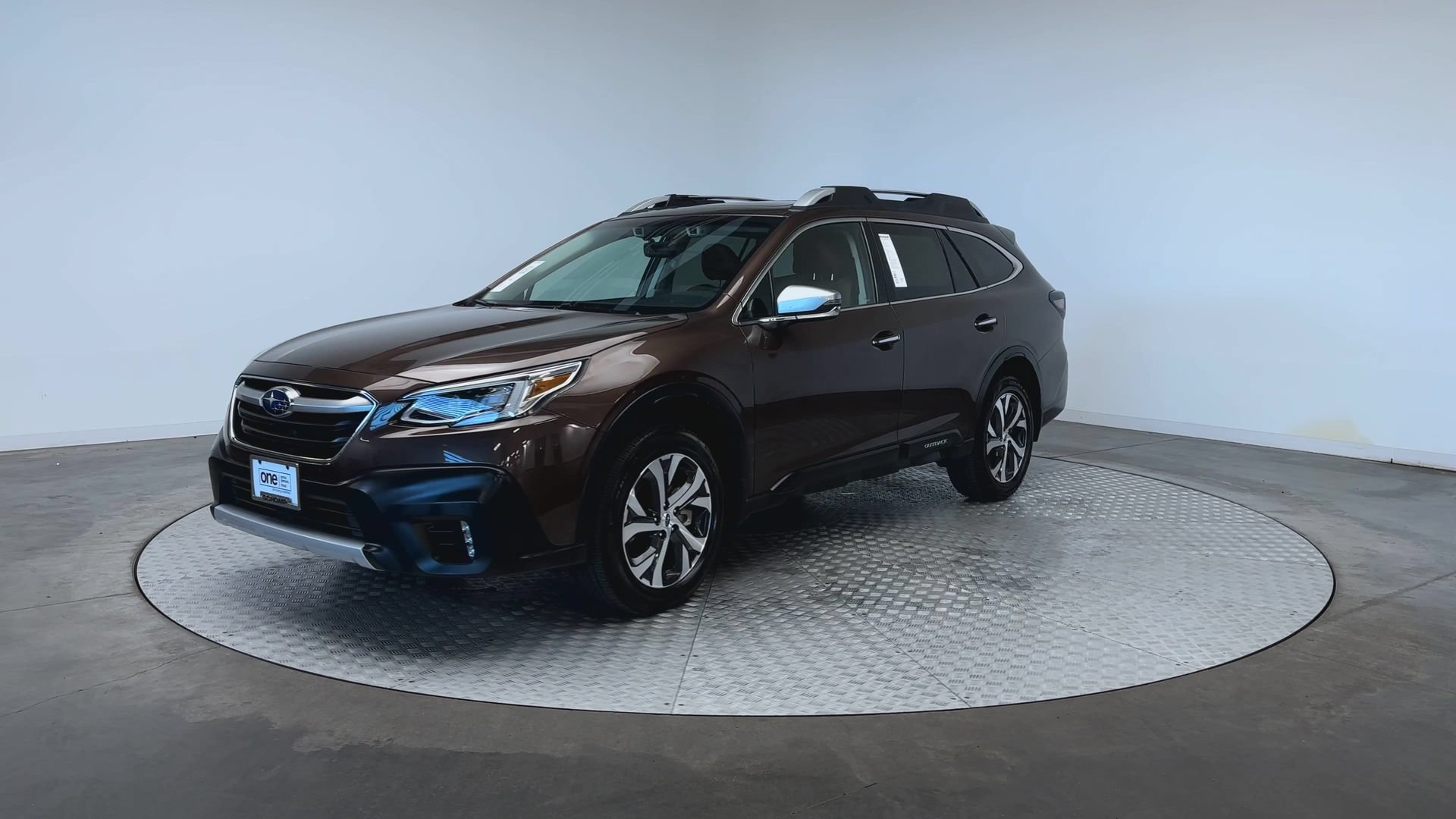 Used 2021 Subaru Outback Touring XT AWD/4WD image 4