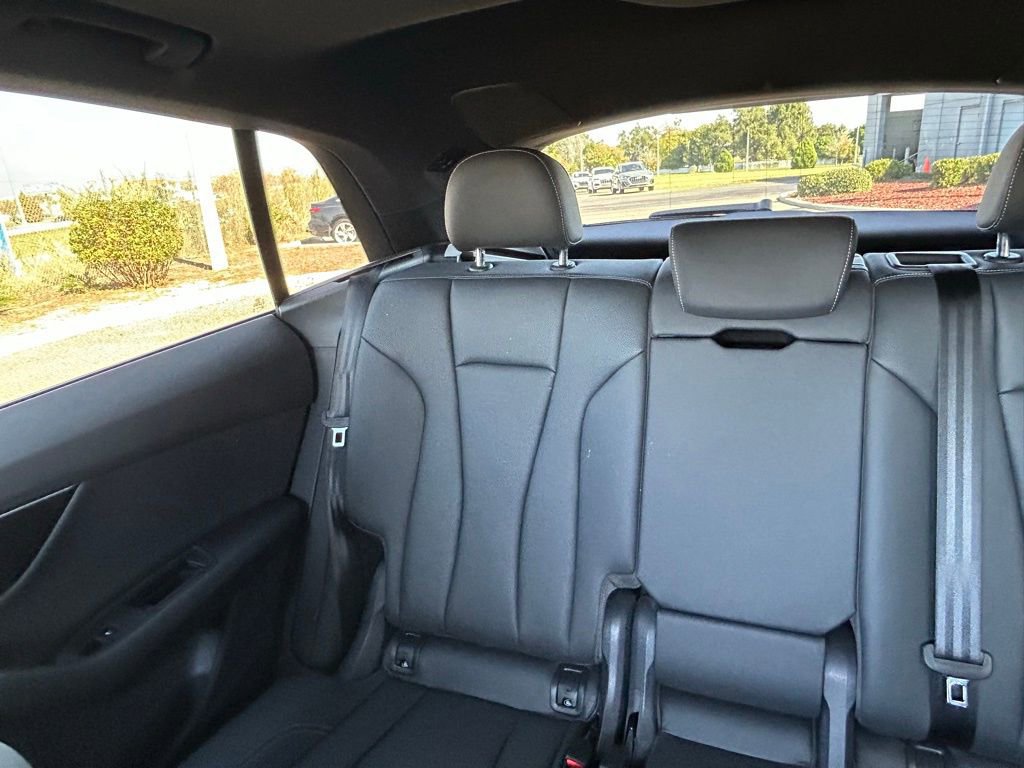 Used 2022 Audi Q8 Premium Plus w/ Premium Plus Package image 11