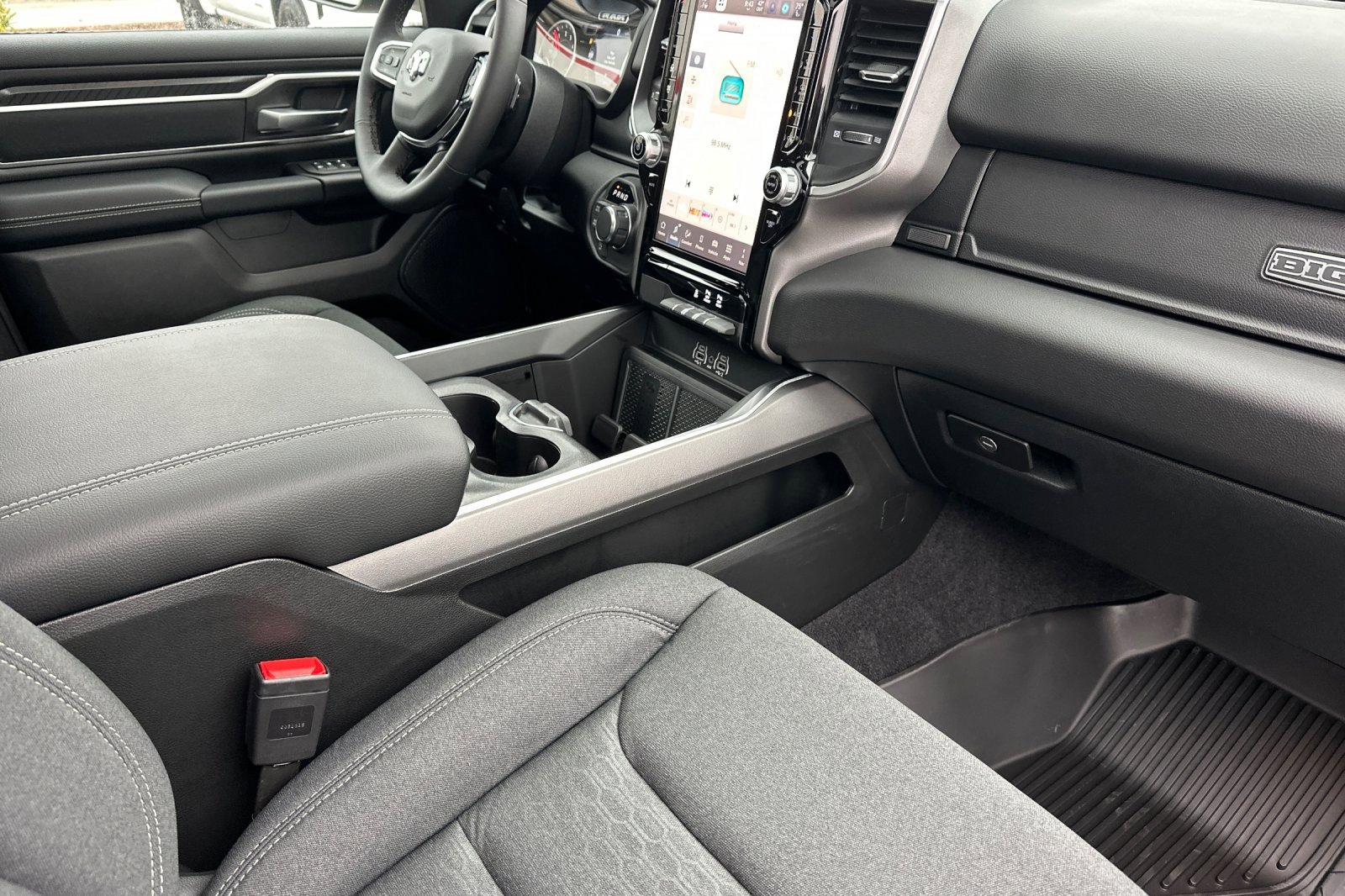 New 2026 RAM 1500 4x4 Crew Cab image 16