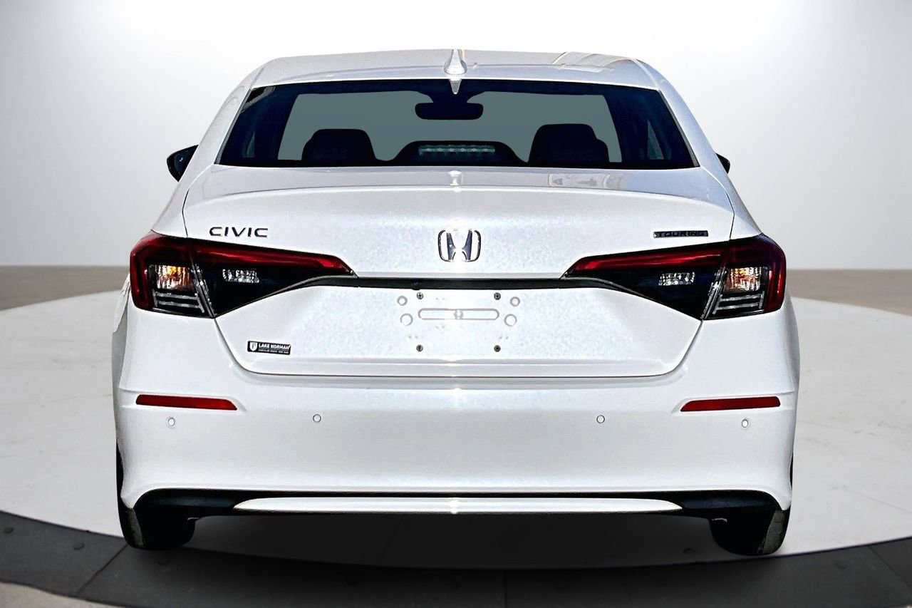 Used 2022 Honda Civic Touring image 8