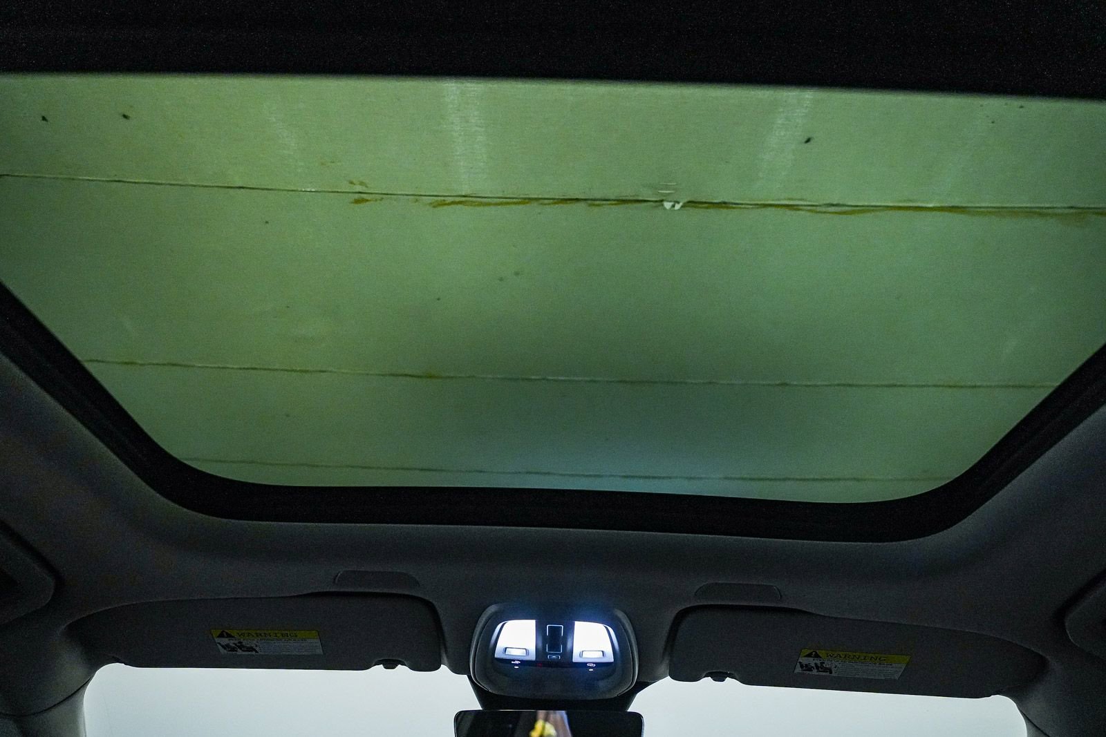 Certified 2023 Volvo XC60 T8 Ultimate w/ Protection Package Premier AWD/4WD image 17