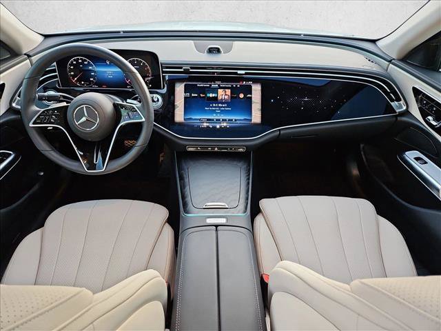 Used 2025 Mercedes-Benz E 450 4MATIC Sedan image 19