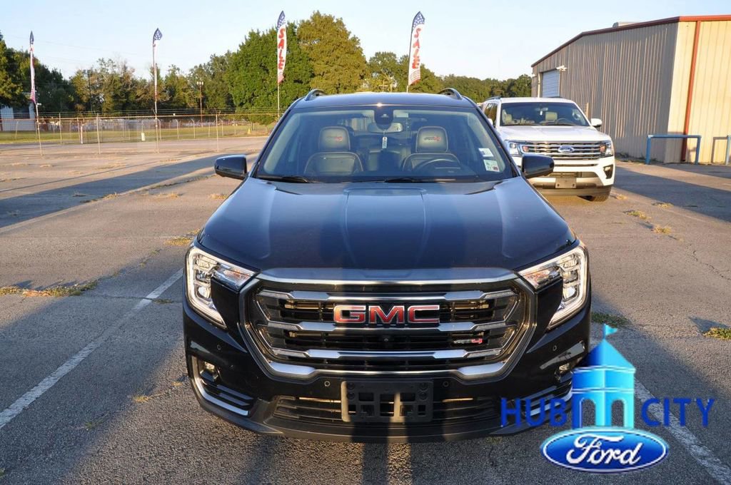 Used 2022 GMC Terrain AT4 w/ Tech Package image 7