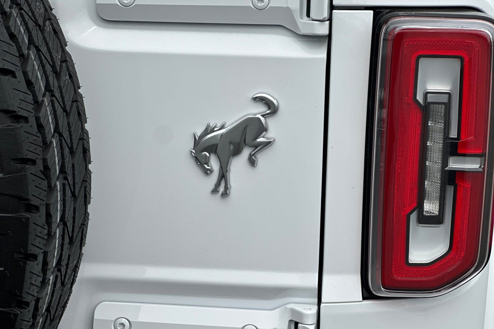 Used 2025 Ford Bronco Outer Banks image 27