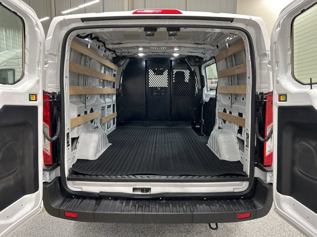Certified 2024 Ford Transit 250 Low Roof AWD w/ Exterior Upgrade Package image 25